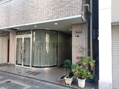 正面玄関