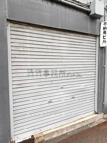 正面玄関
