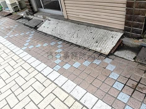 正面玄関