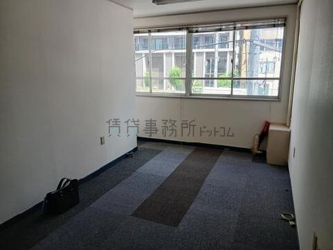 高橋ビルの室内