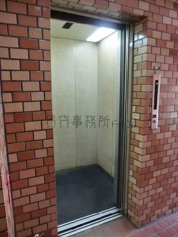 エレベーター