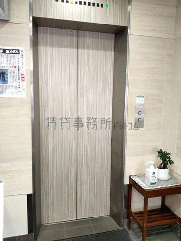 エレベーター