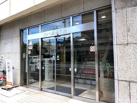 正面玄関