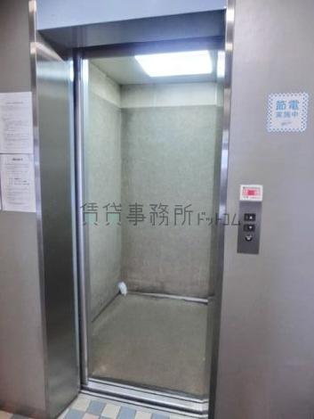 エレベーター