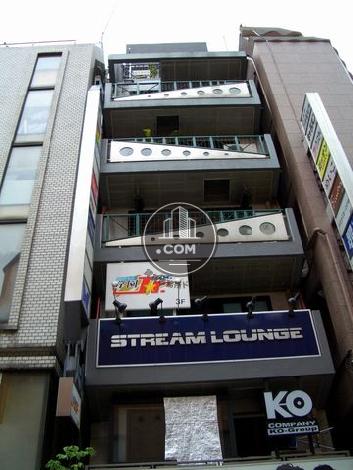 M&Tビルの外観写真