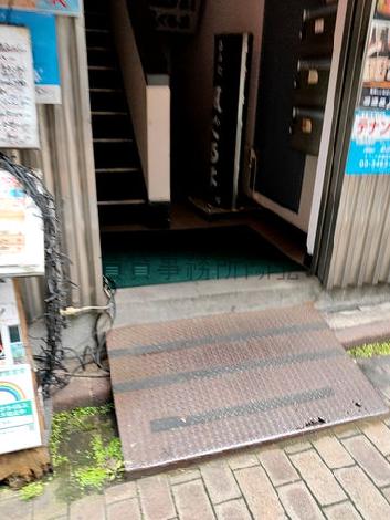 正面玄関