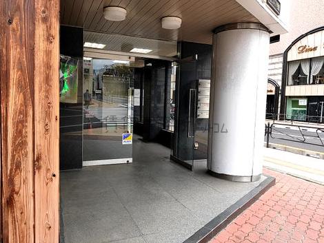 正面玄関