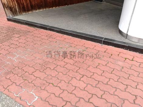 正面玄関