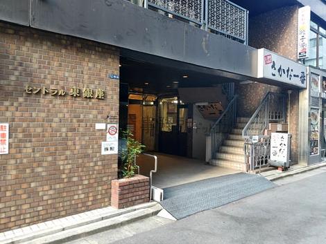 正面玄関