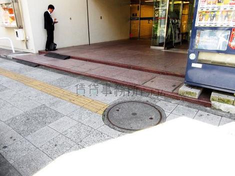 正面玄関