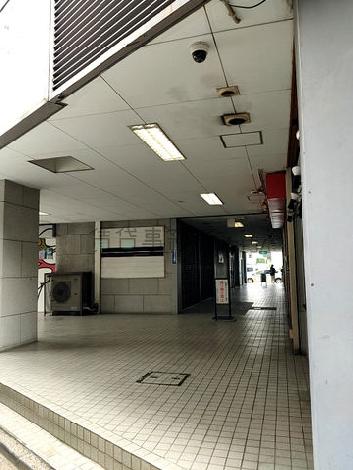 正面玄関
