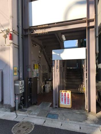 正面玄関