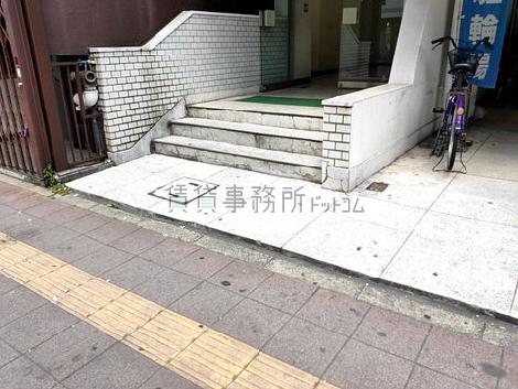 正面玄関