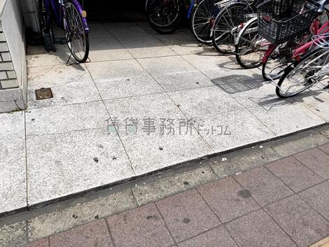 正面玄関