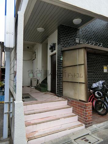 正面玄関