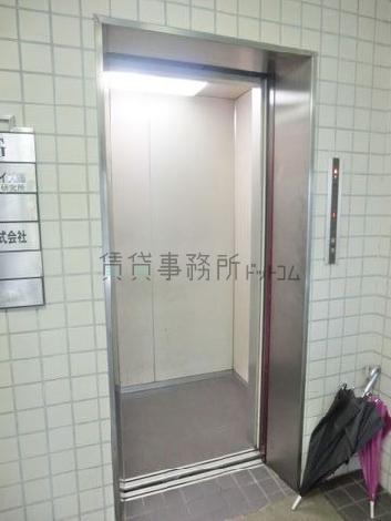 エレベーター