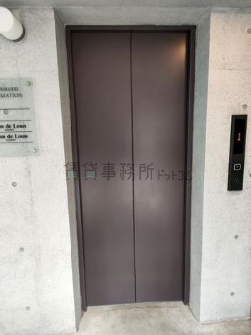 エレベーター