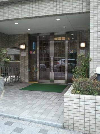 正面玄関