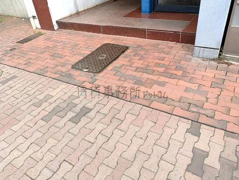 正面玄関