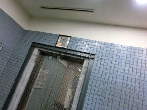 エレベーター