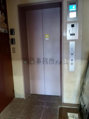 エレベーター