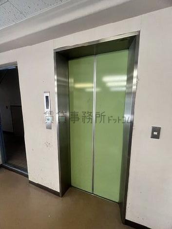 エレベーター