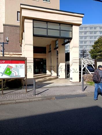 正面玄関