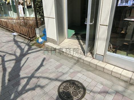 正面玄関