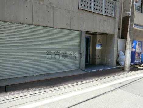 正面玄関