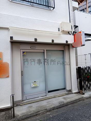 正面玄関