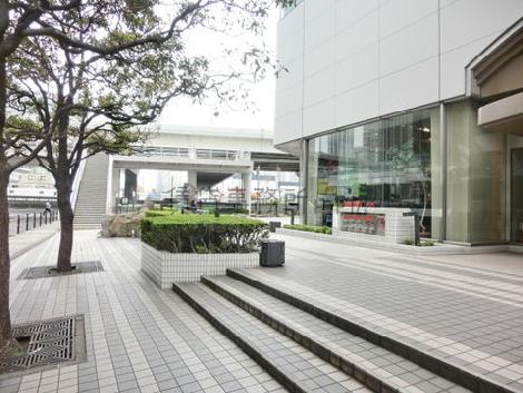 正面玄関