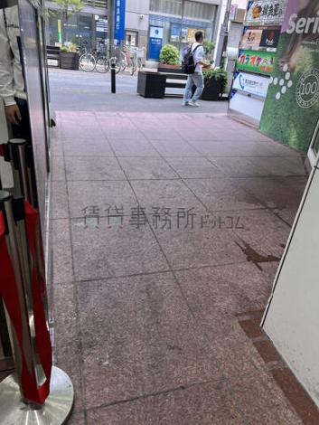 正面玄関