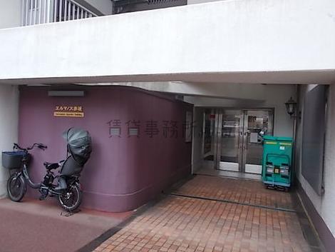 正面玄関