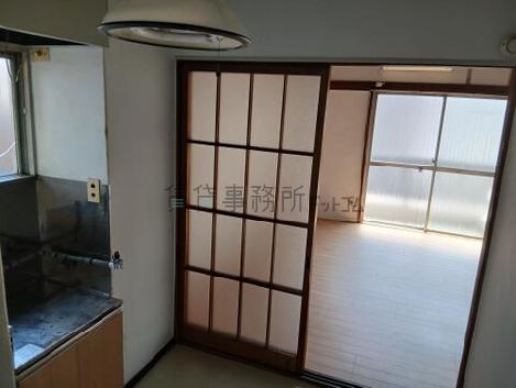 三恵ビルの室内