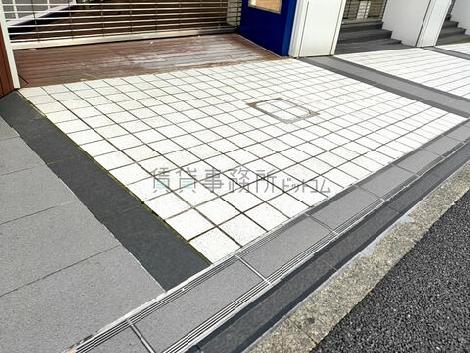 正面玄関