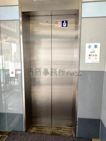 エレベーター