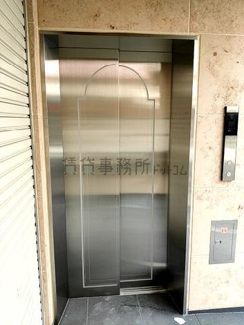 エレベーター