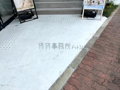正面玄関
