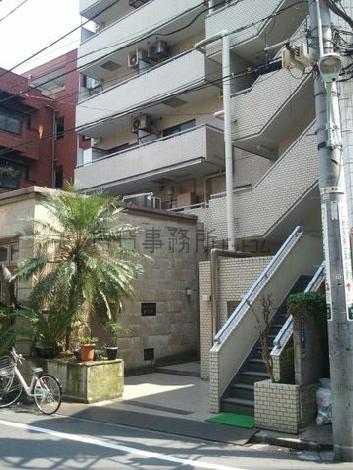 正面玄関