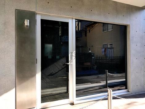 正面玄関