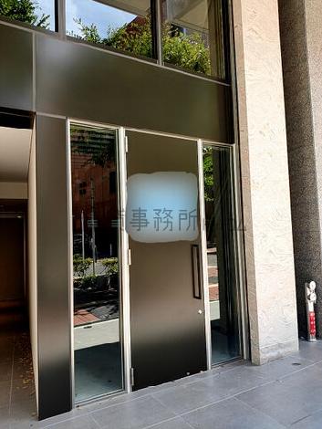 正面玄関