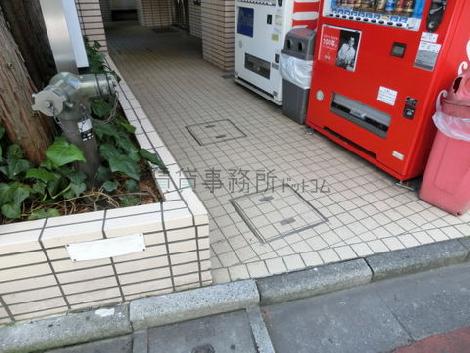 正面玄関