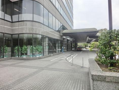 正面玄関