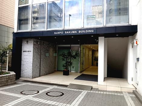 正面玄関