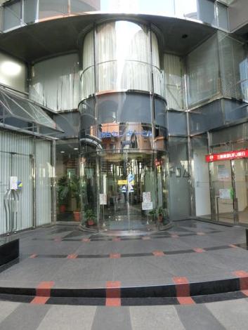 正面玄関