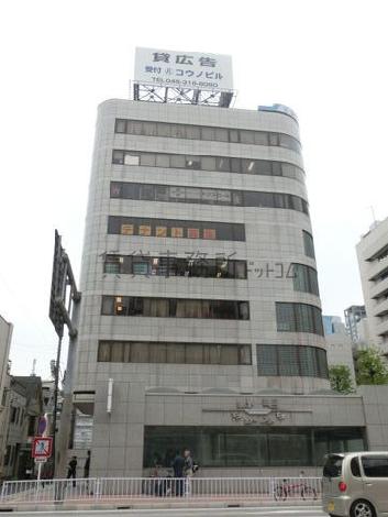 正面からの外観