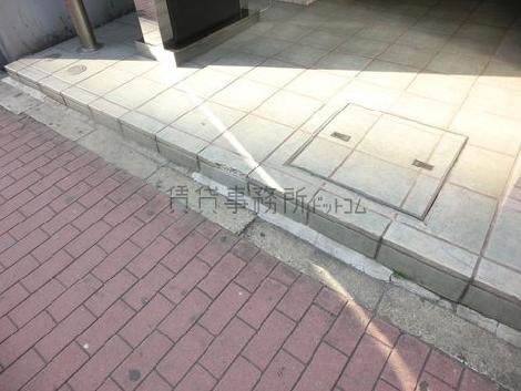 正面玄関