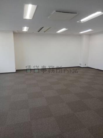 YAGI BLDG．の室内