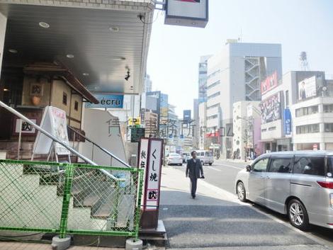 玄関前の歩道