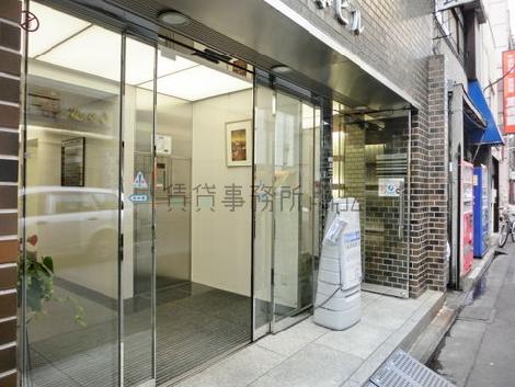 正面玄関